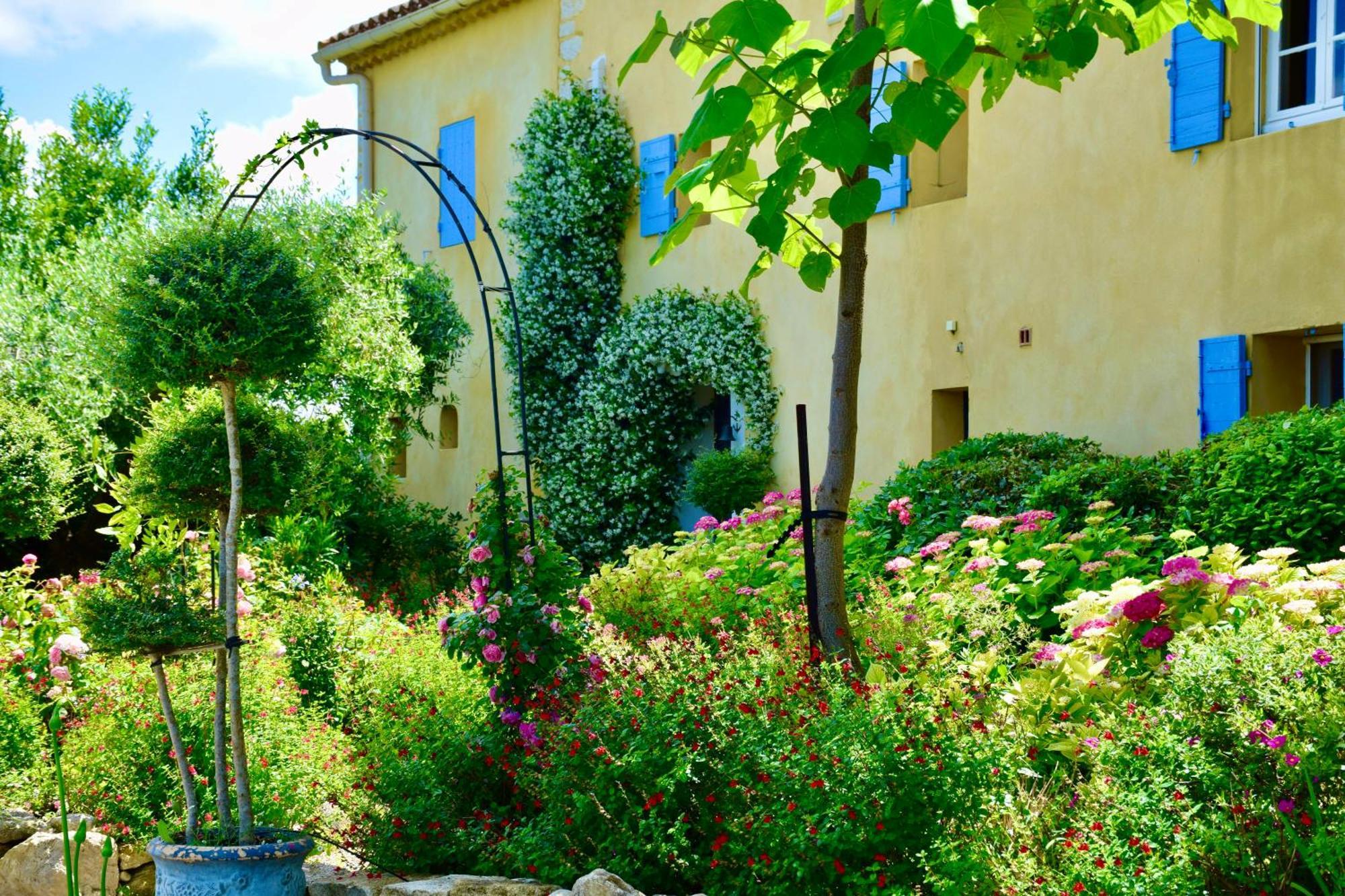 Bastide Saint-Didier Bed & Breakfast Saint Didier  Exterior photo