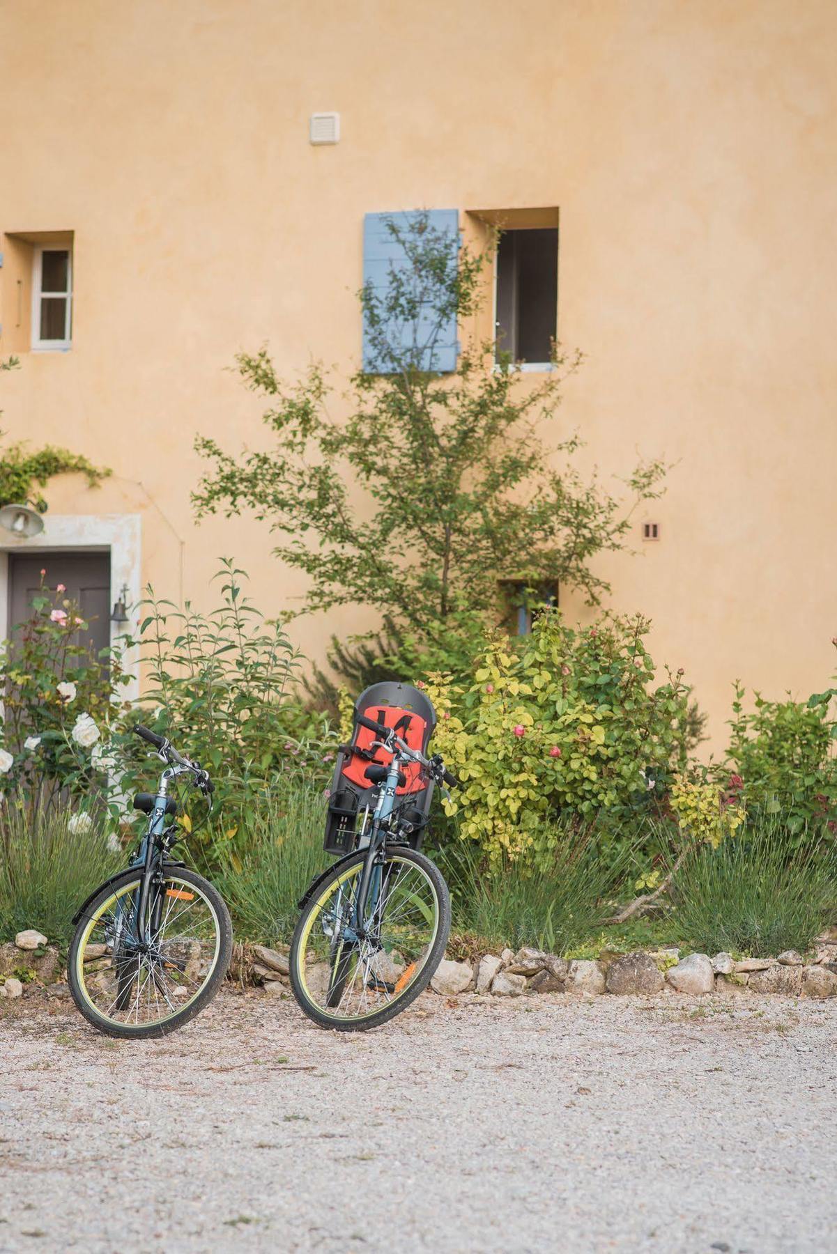 Bastide Saint-Didier Bed & Breakfast Saint Didier  Exterior photo